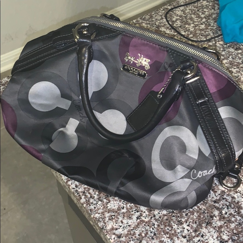 Cute Coach bag! 💜🖤💜